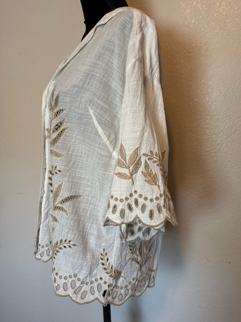 Anthropologie Embroidered Eyelet Detailed Short Sleeve Button Top White Medium - Picture 6 of 15